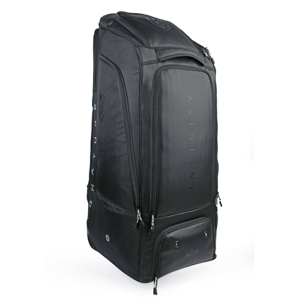 Signature Wheelie Duffle Bag Black